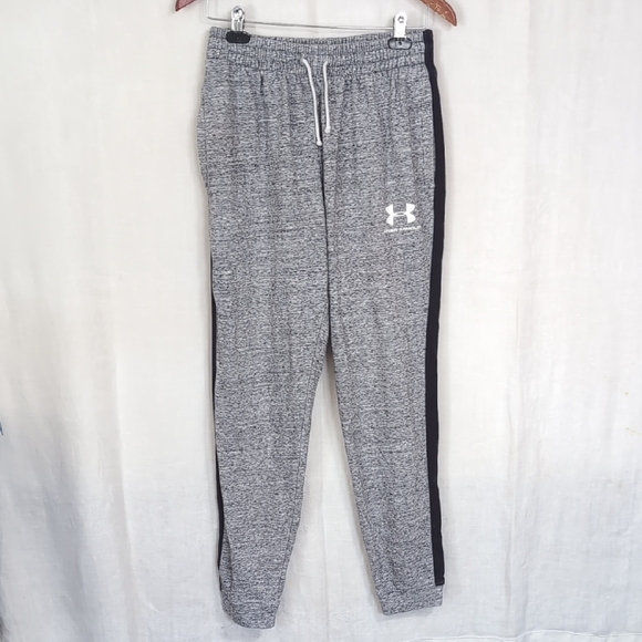 Under Armour Women's Grey Jogger Style Sweatpants Size Large - Picture 1 of 6